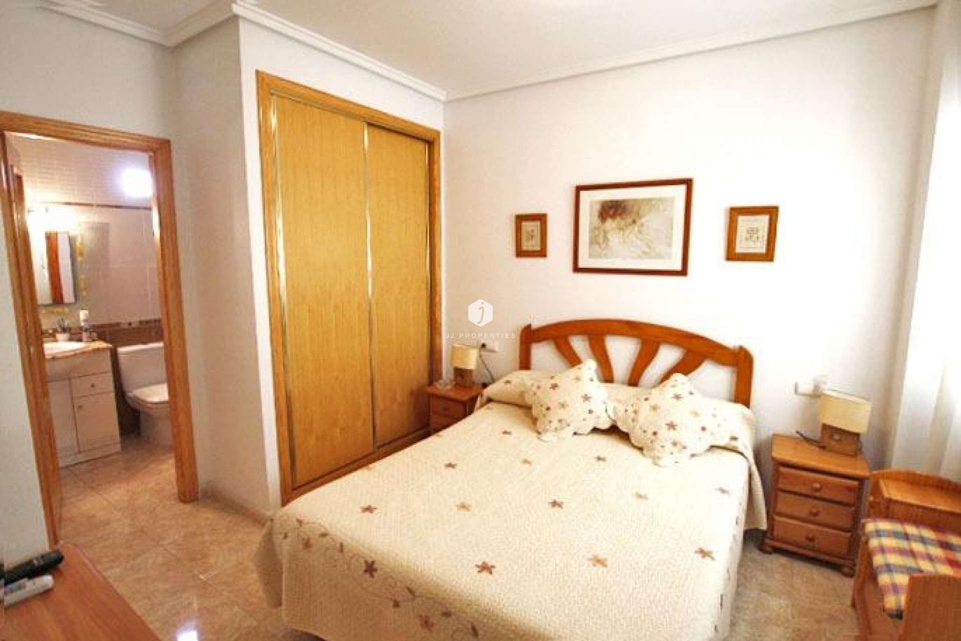 Resale - Apartment / flat -
Guardamar del Segura - Pueblo