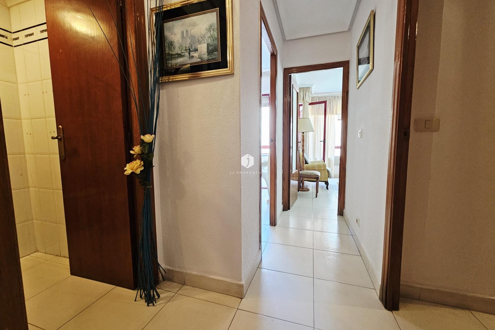 Resale - Apartment / flat -
Guardamar del Segura - Pueblo