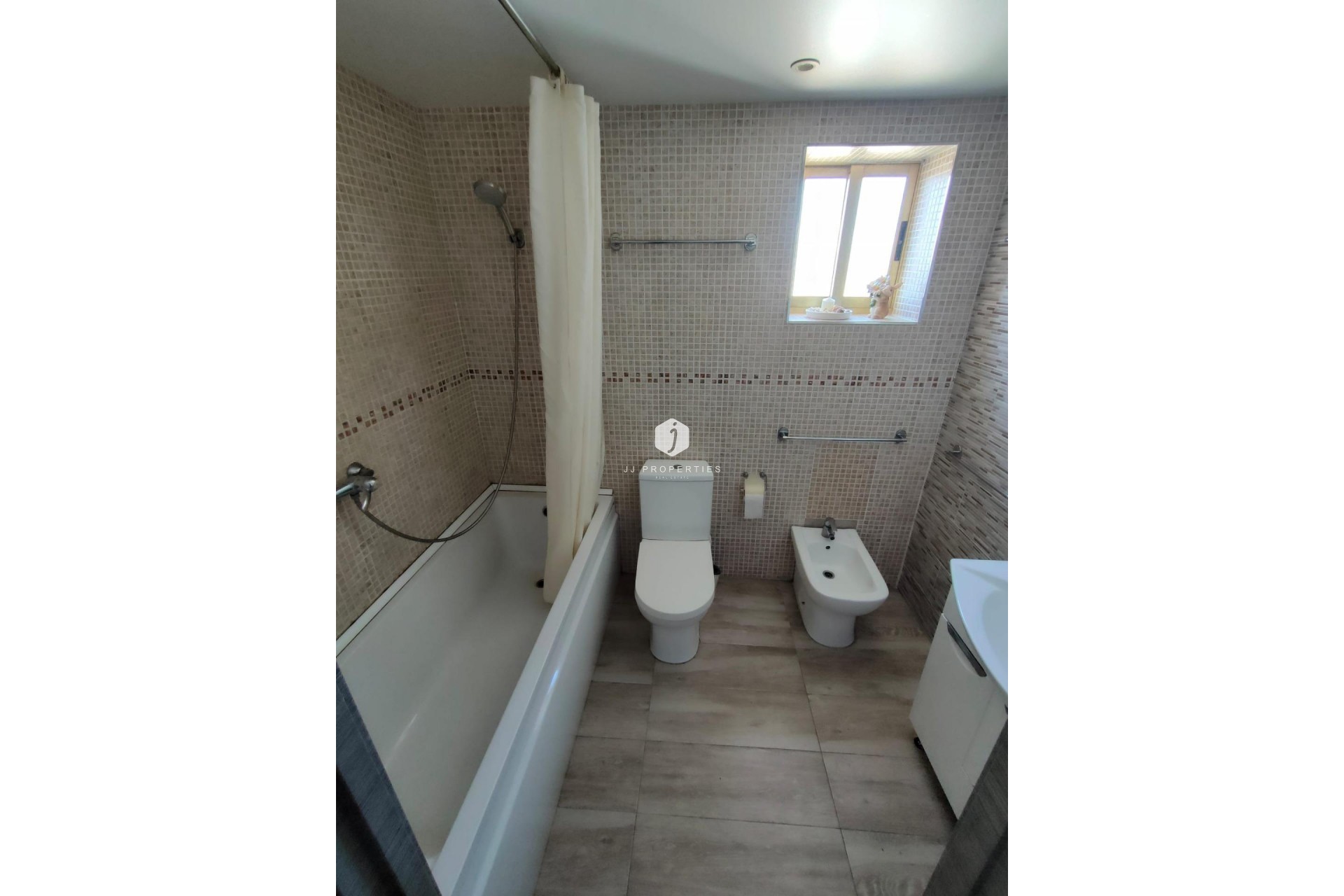 Resale - Apartment / flat -
Guardamar del Segura - Zona Pueblo