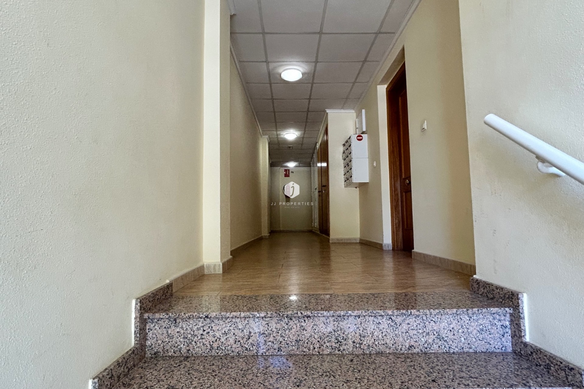 Resale - Apartment / flat -
Jacarilla - Inland