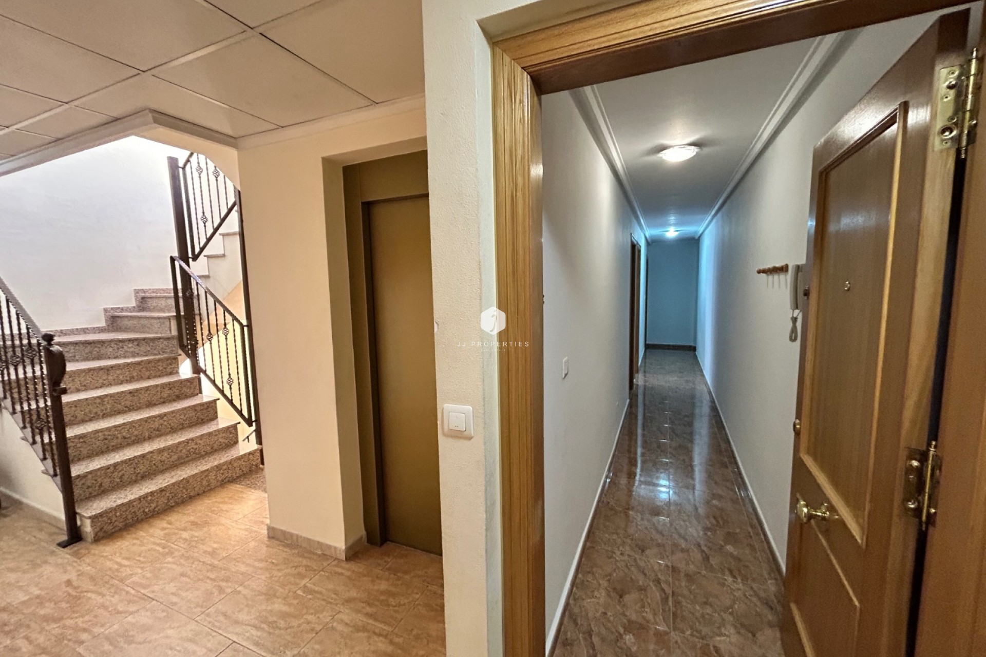 Resale - Apartment / flat -
Jacarilla - Inland