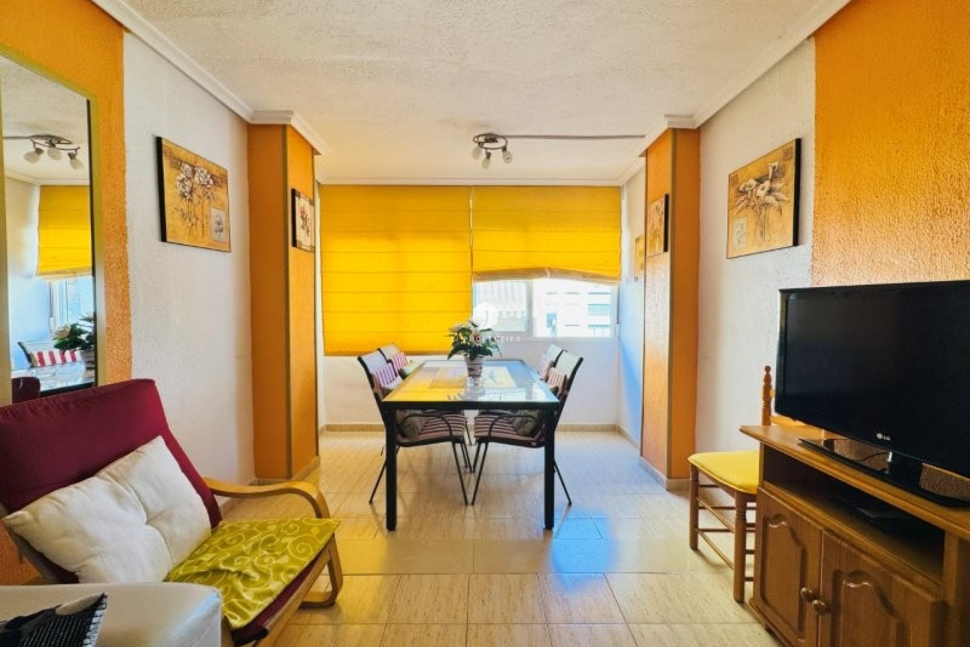 Resale - Apartment / flat -
La Mata - Costa Blanca