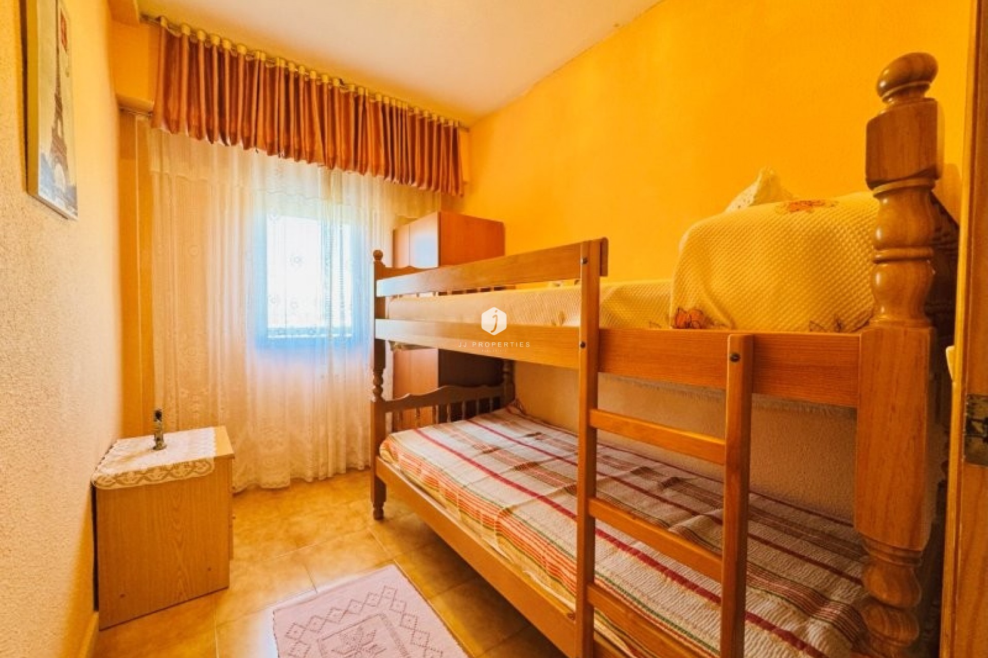 Resale - Apartment / flat -
La Mata - Costa Blanca