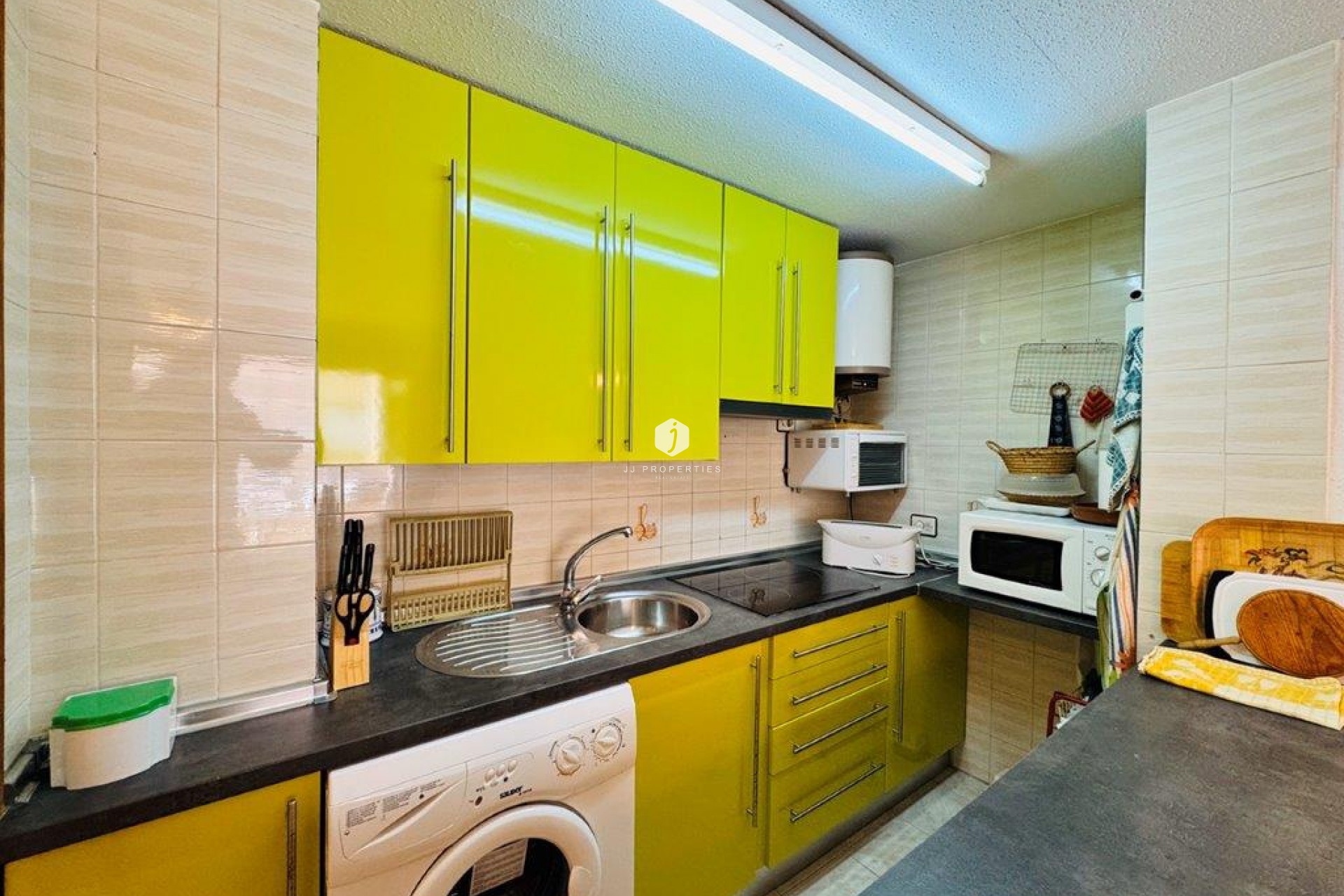 Resale - Apartment / flat -
La Mata - Costa Blanca