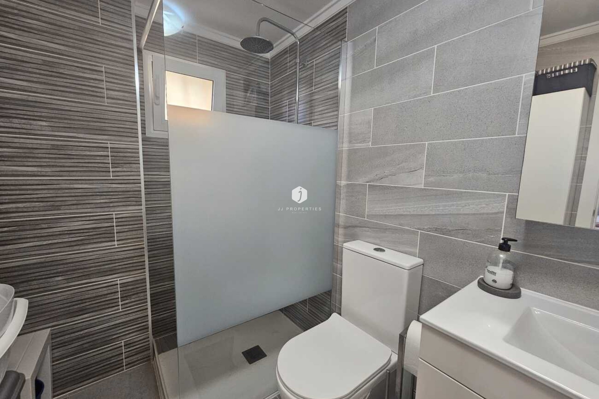 Resale - Apartment / flat -
La Mata - Costa Blanca