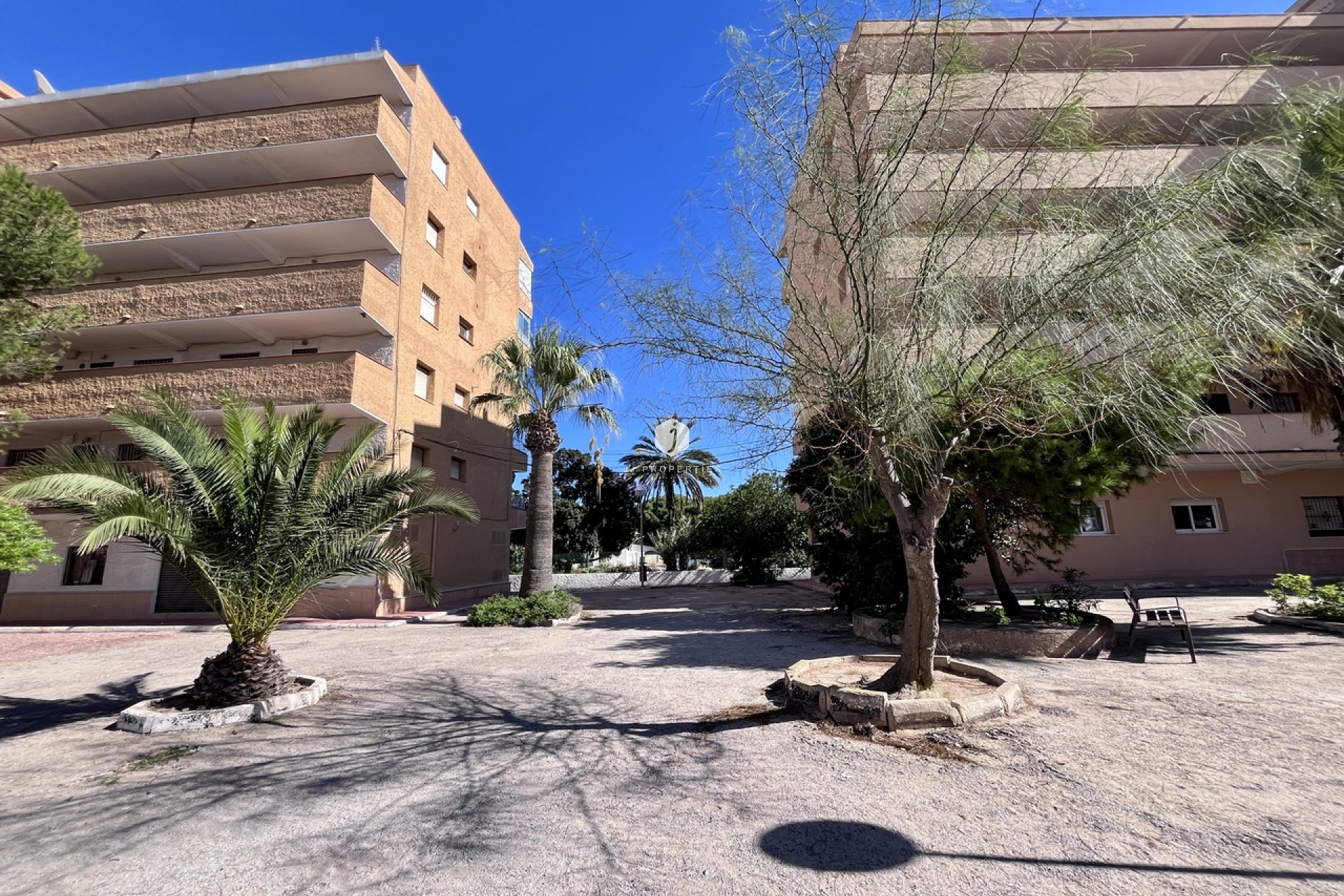 Resale - Apartment / flat -
La Mata - Costa Blanca