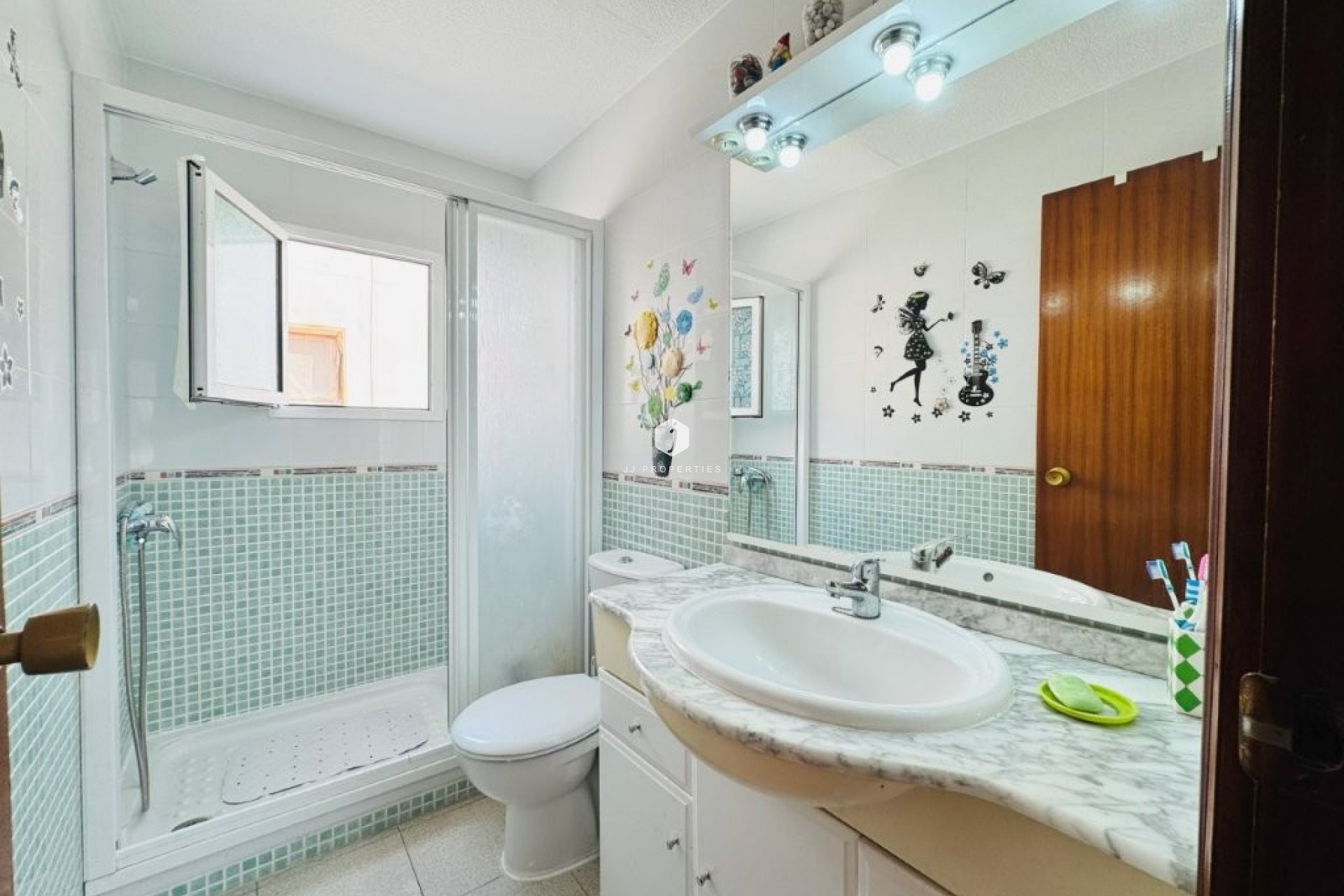 Resale - Apartment / flat -
La Mata - Costa Blanca