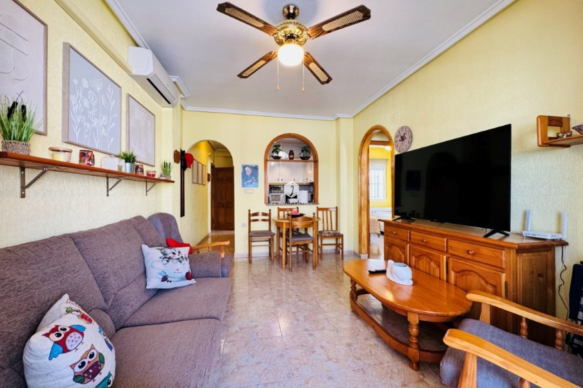 Resale - Apartment / flat -
La Mata - Costa Blanca
