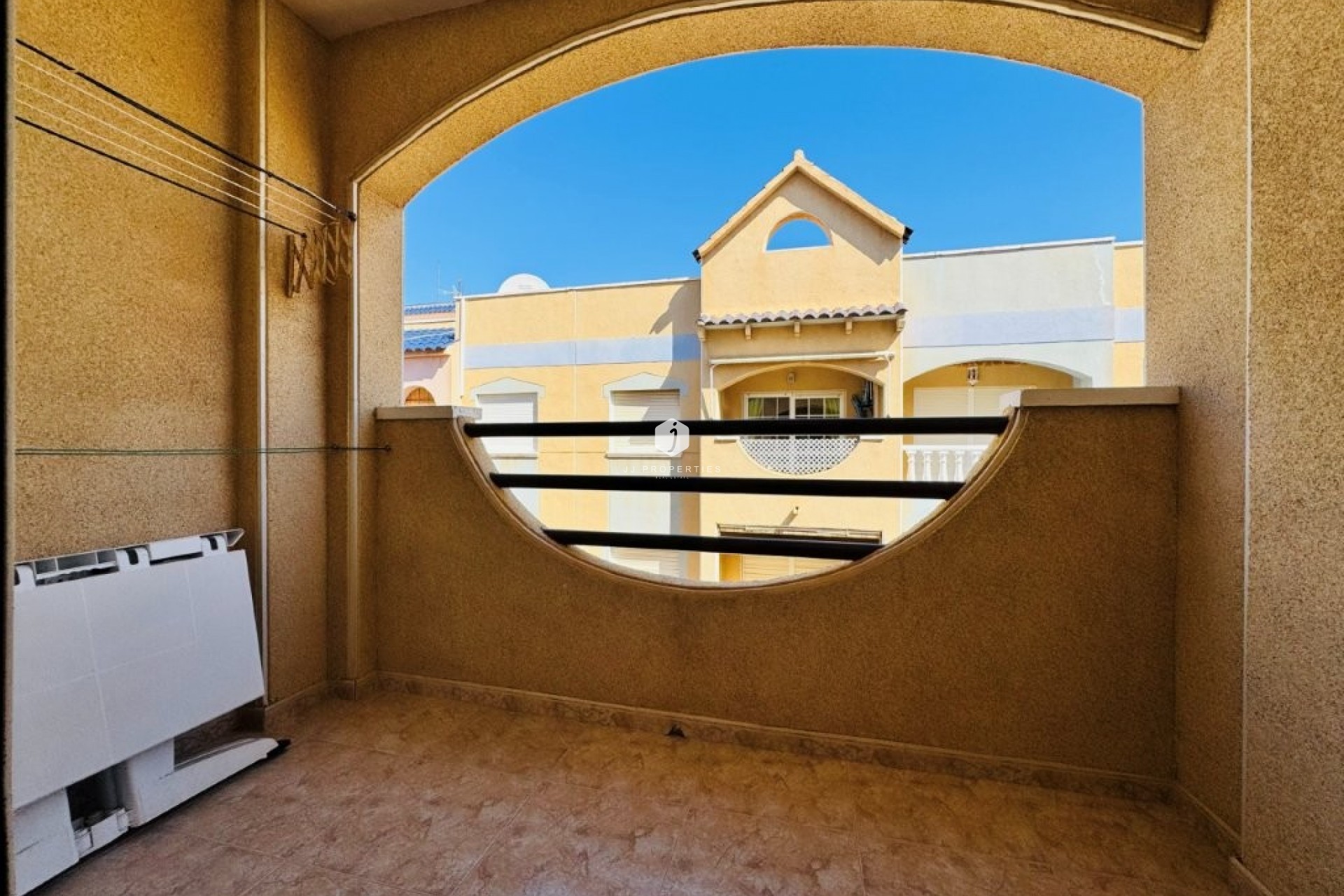 Resale - Apartment / flat -
La Mata - Costa Blanca