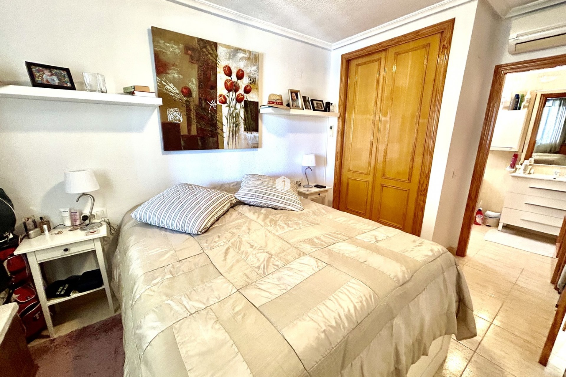Resale - Apartment / flat -
La Mata - Costa Blanca