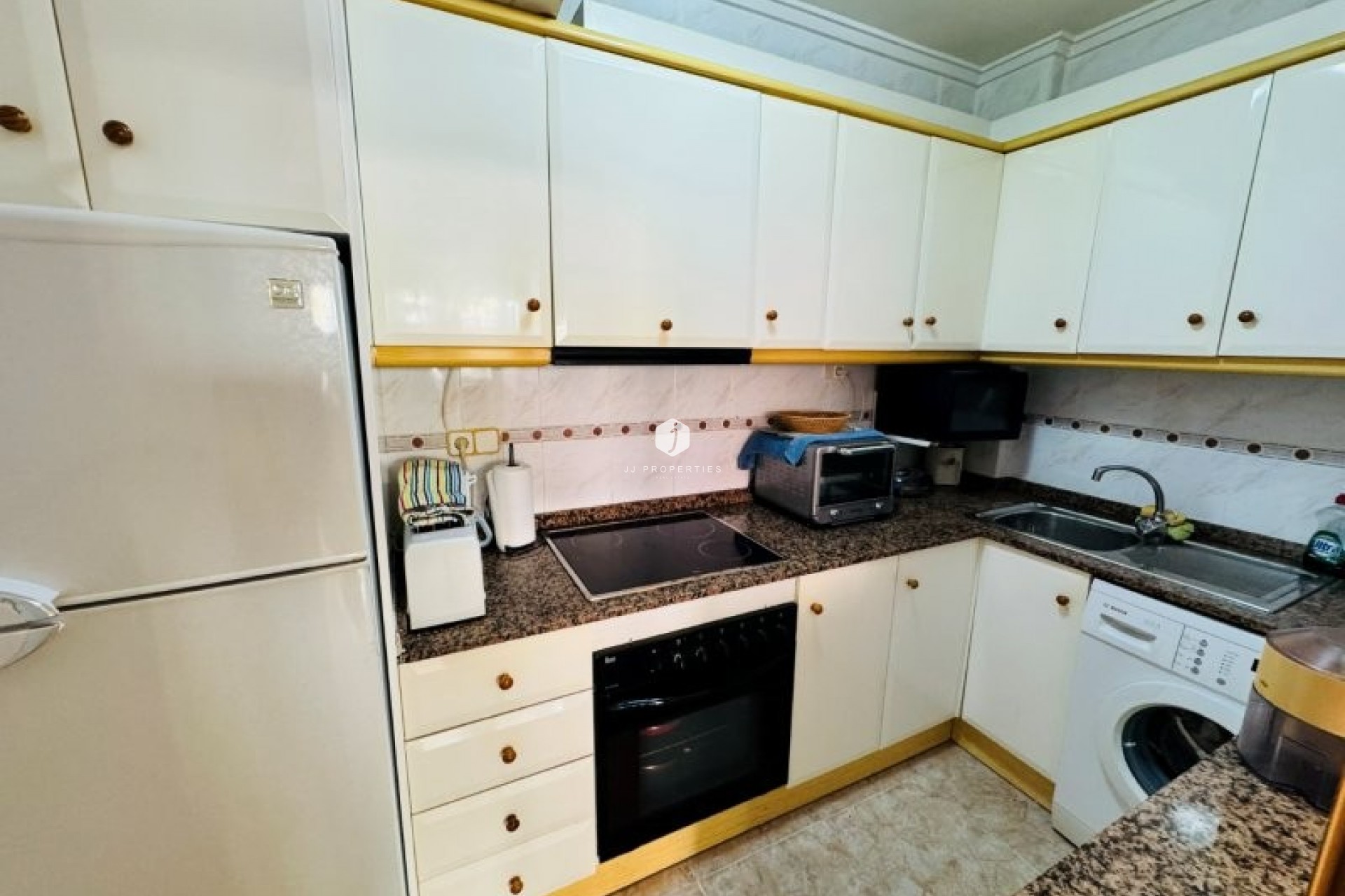 Resale - Apartment / flat -
La Mata - Costa Blanca