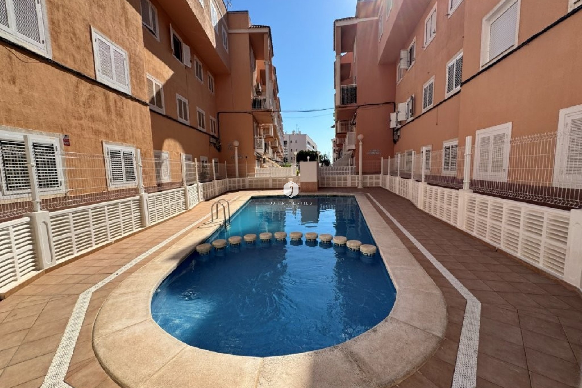 Resale - Apartment / flat -
La Mata - Costa Blanca
