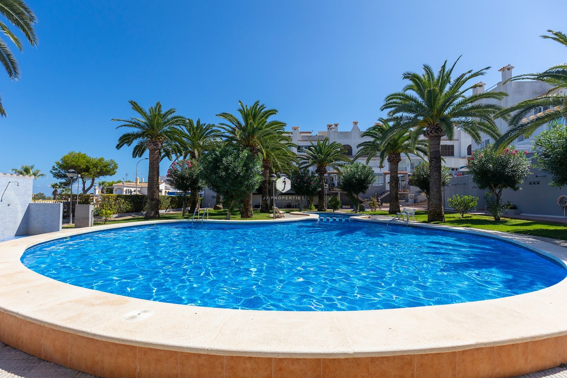 Resale - Apartment / flat -
La Mata - Costa Blanca