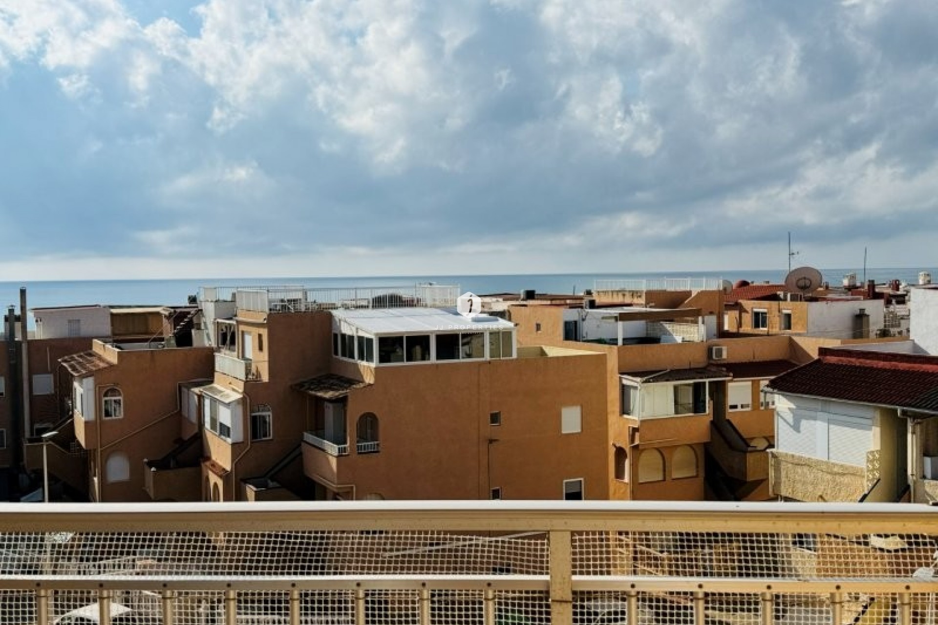 Resale - Apartment / flat -
La Mata - Costa Blanca