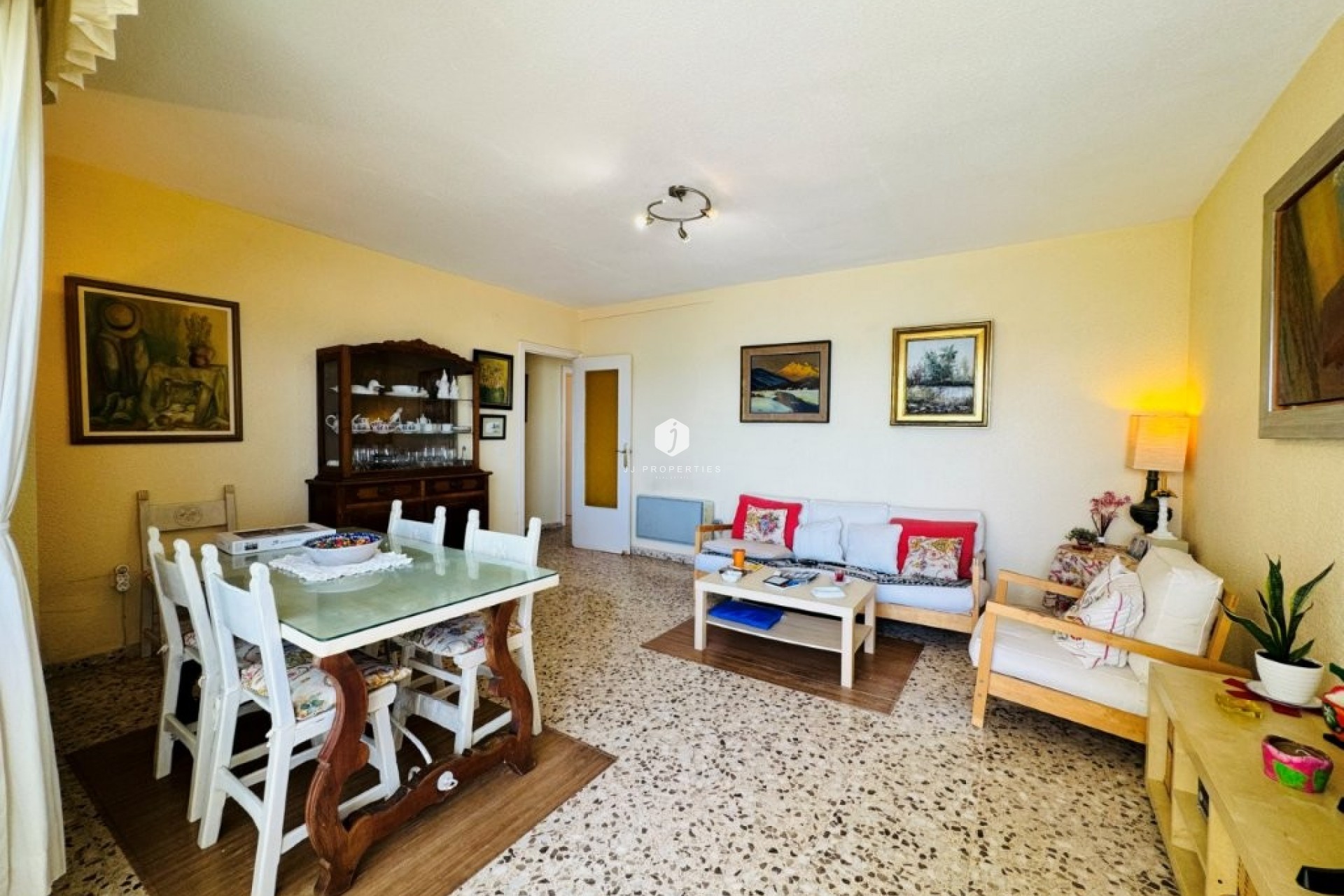Resale - Apartment / flat -
La Mata - Costa Blanca