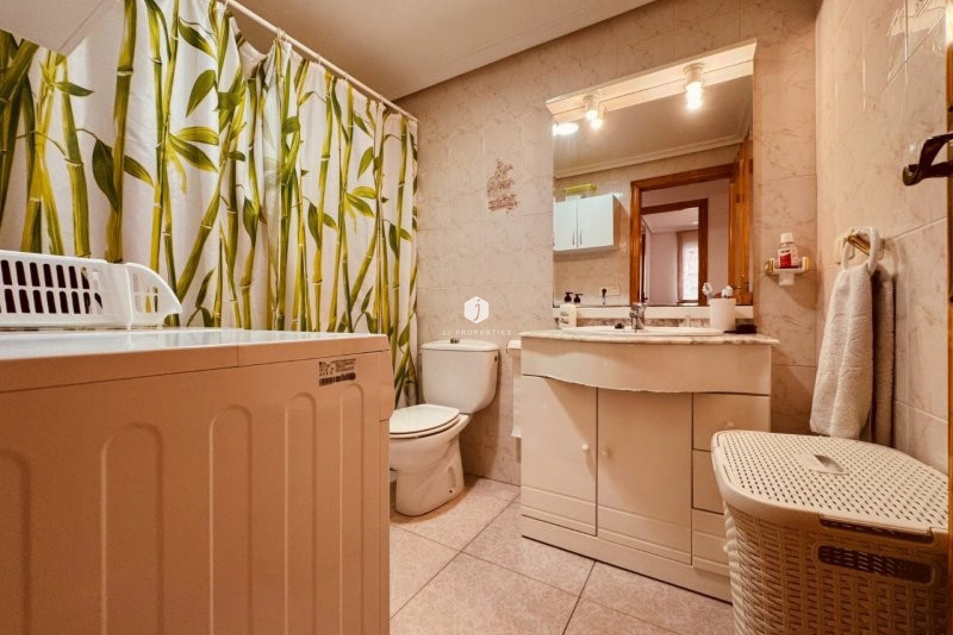 Resale - Apartment / flat -
La Mata - Costa Blanca