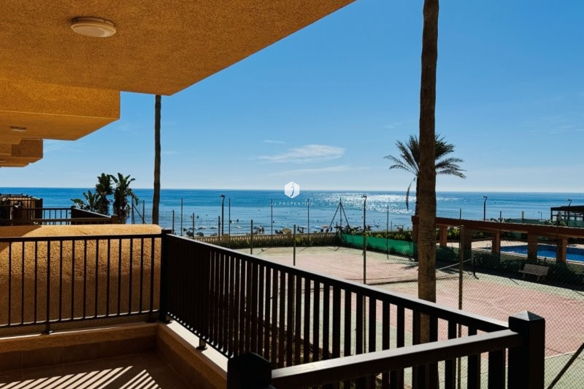 Resale - Apartment / flat -
La Mata - Costa Blanca