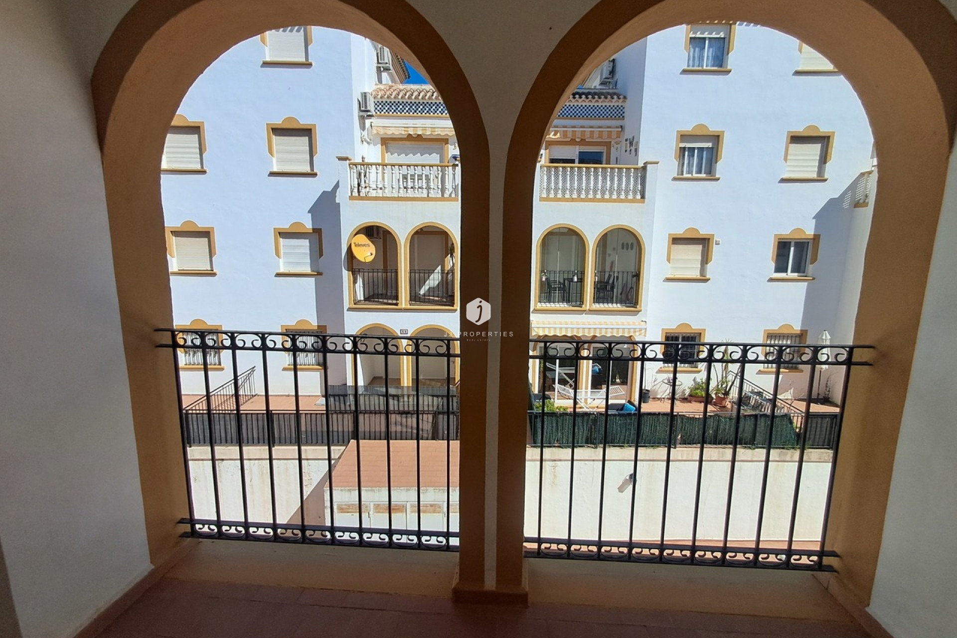 Resale - Apartment / flat -
La Zenia - Costa Blanca
