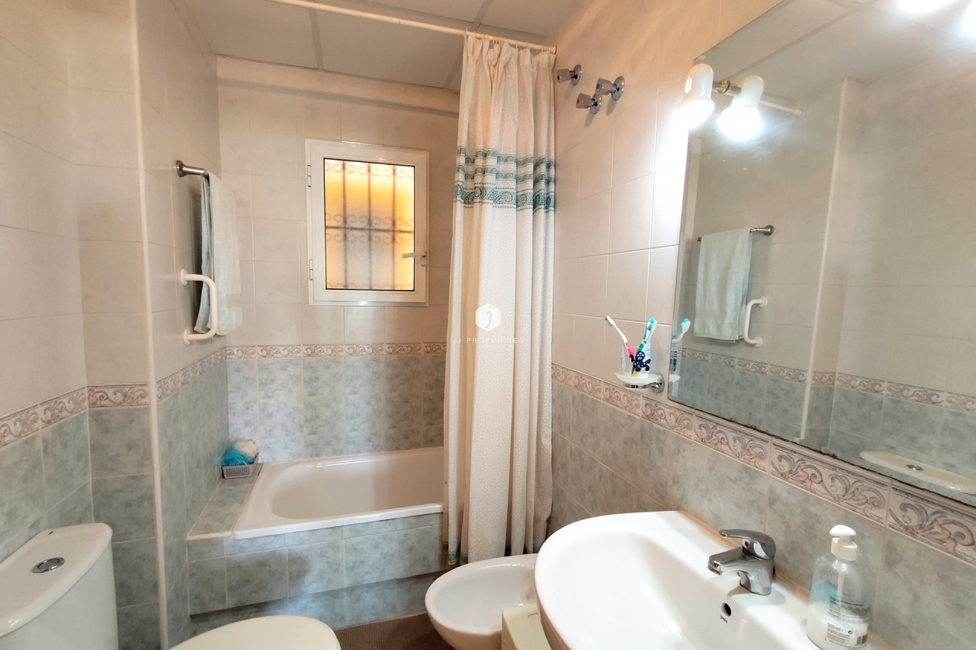 Resale - Apartment / flat -
La Zenia - Costa Blanca