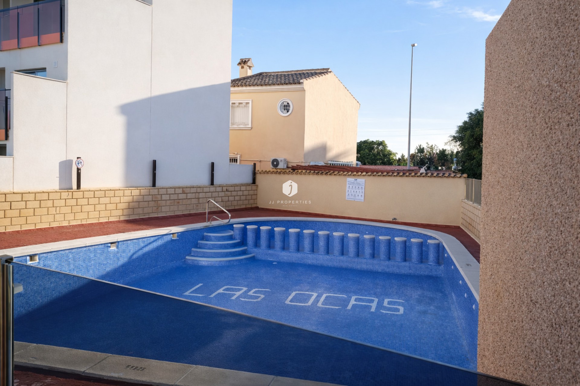 Resale - Apartment / flat -
Lomas de Caboroig - Costa Blanca