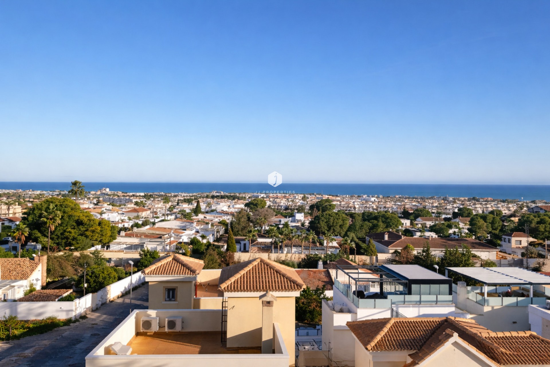 Resale - Apartment / flat -
Lomas de Caboroig - Costa Blanca