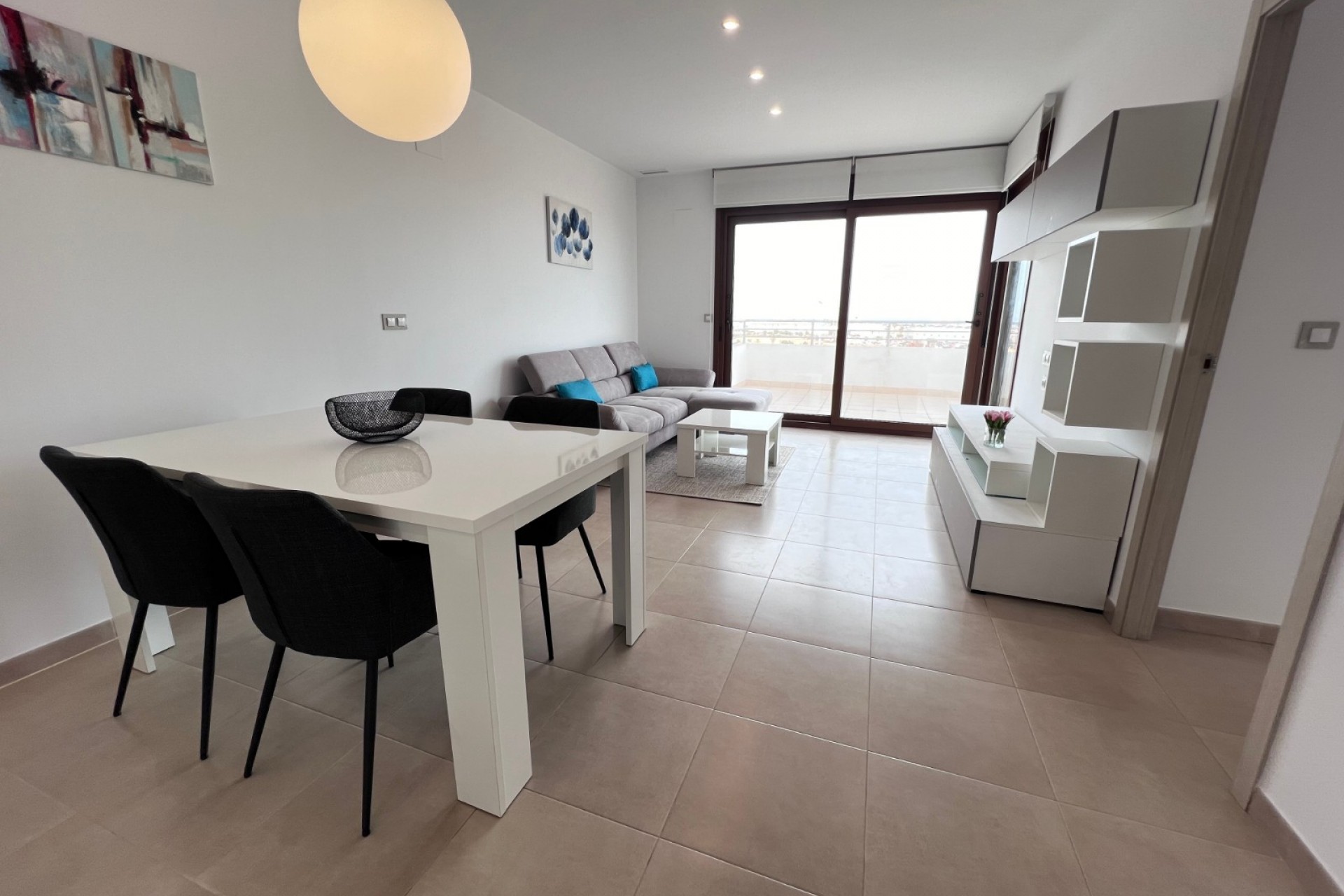 Resale - Apartment / flat -
Lomas De Campoamor - Inland