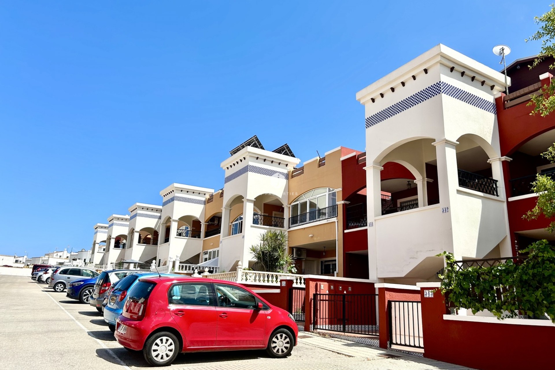 Resale - Apartment / flat -
Los Altos - Costa Blanca