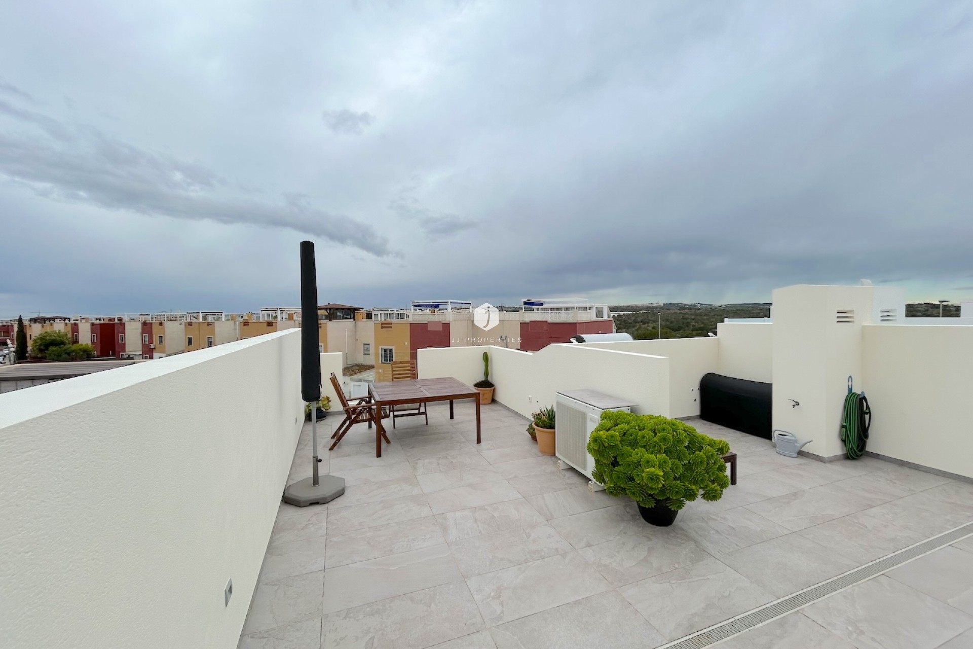 Resale - Apartment / flat -
Los Balcones - Costa Blanca
