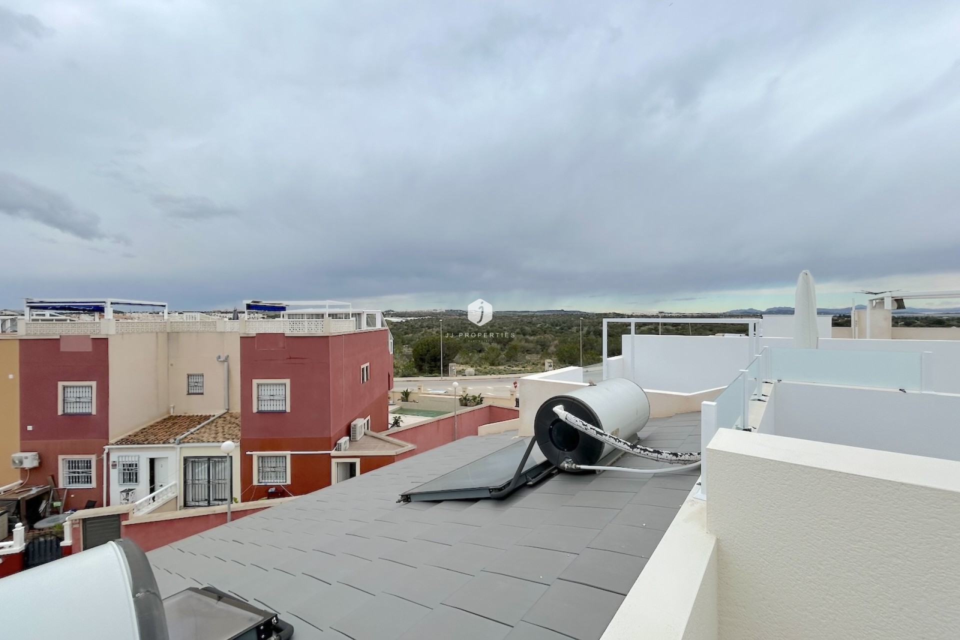 Resale - Apartment / flat -
Los Balcones - Costa Blanca