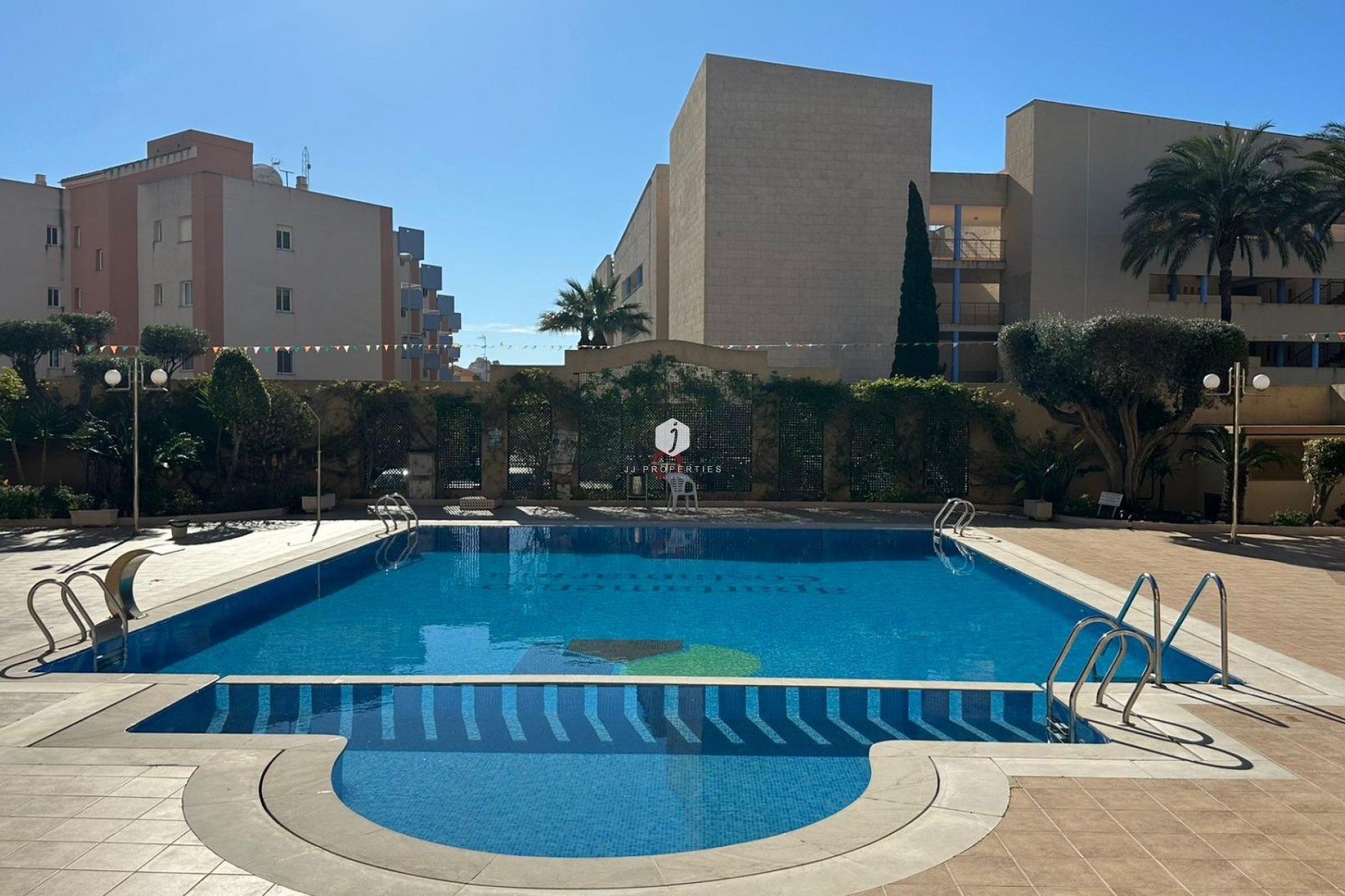 Resale - Apartment / flat -
Orihuela Costa - Campoamor