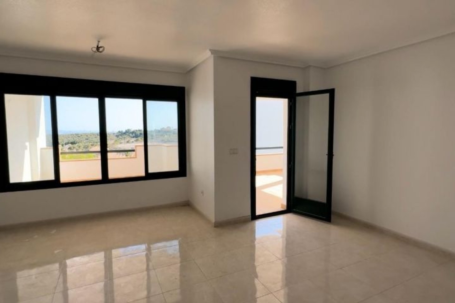 Resale - Apartment / flat -
Orihuela Costa - Costa Blanca