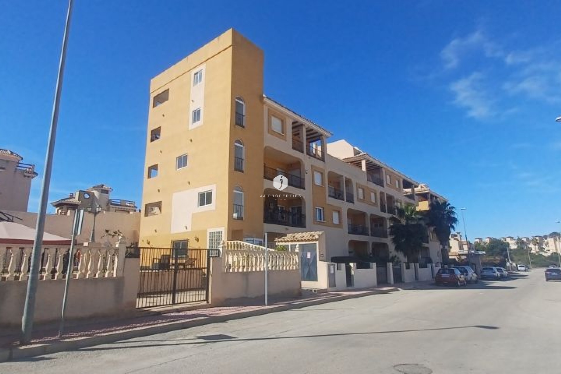 Resale - Apartment / flat -
Orihuela Costa - Costa Blanca