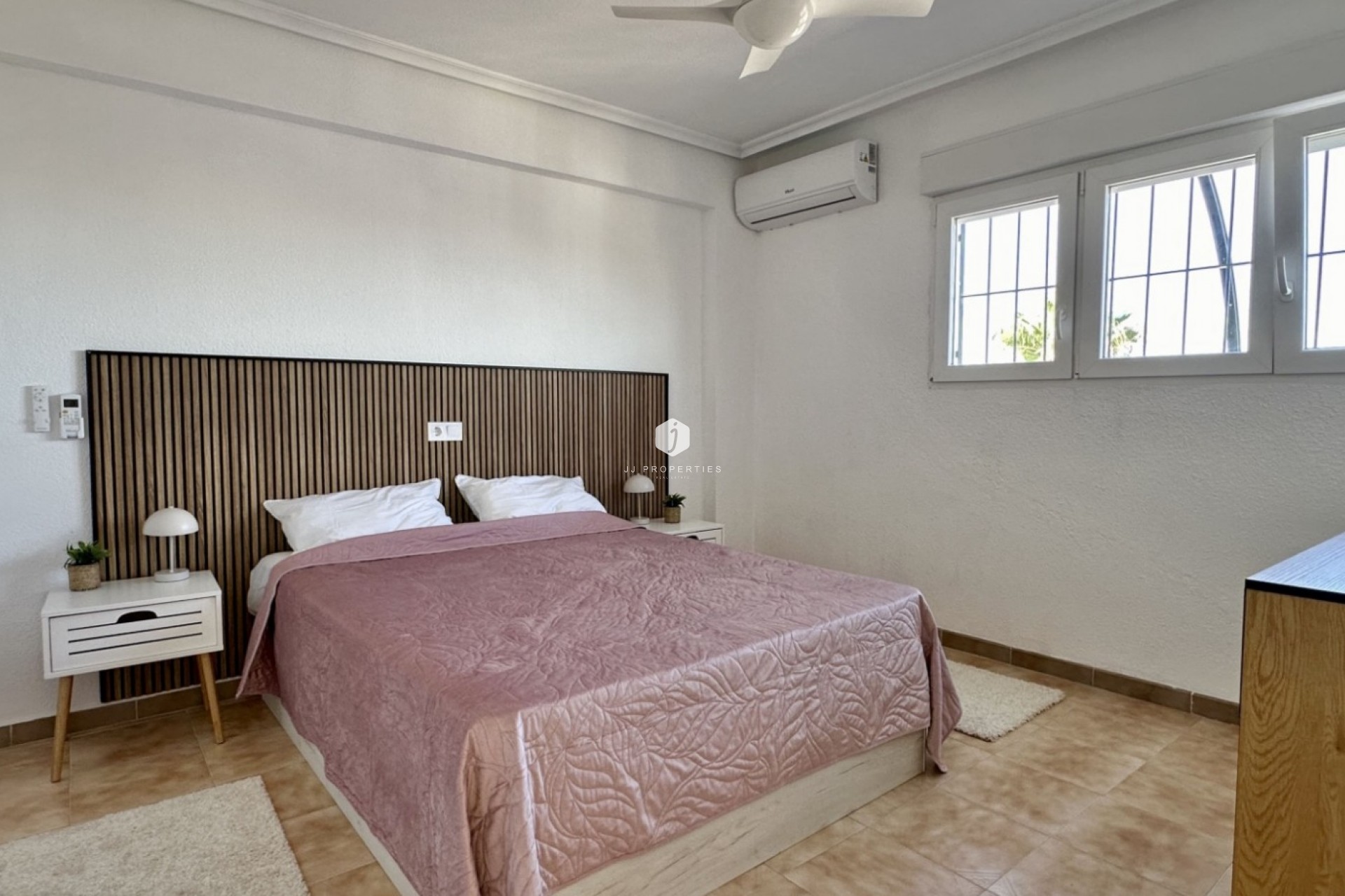 Resale - Apartment / flat -
Orihuela Costa - Costa Blanca