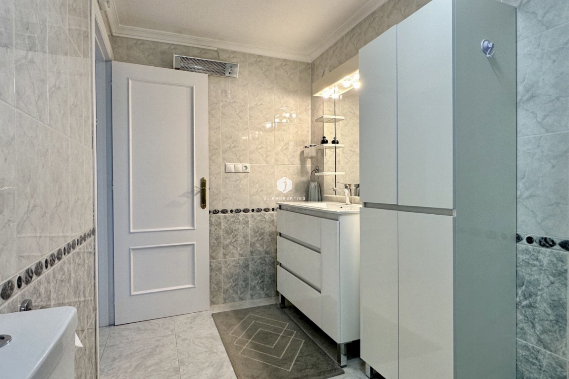 Resale - Apartment / flat -
Orihuela Costa - Costa Blanca