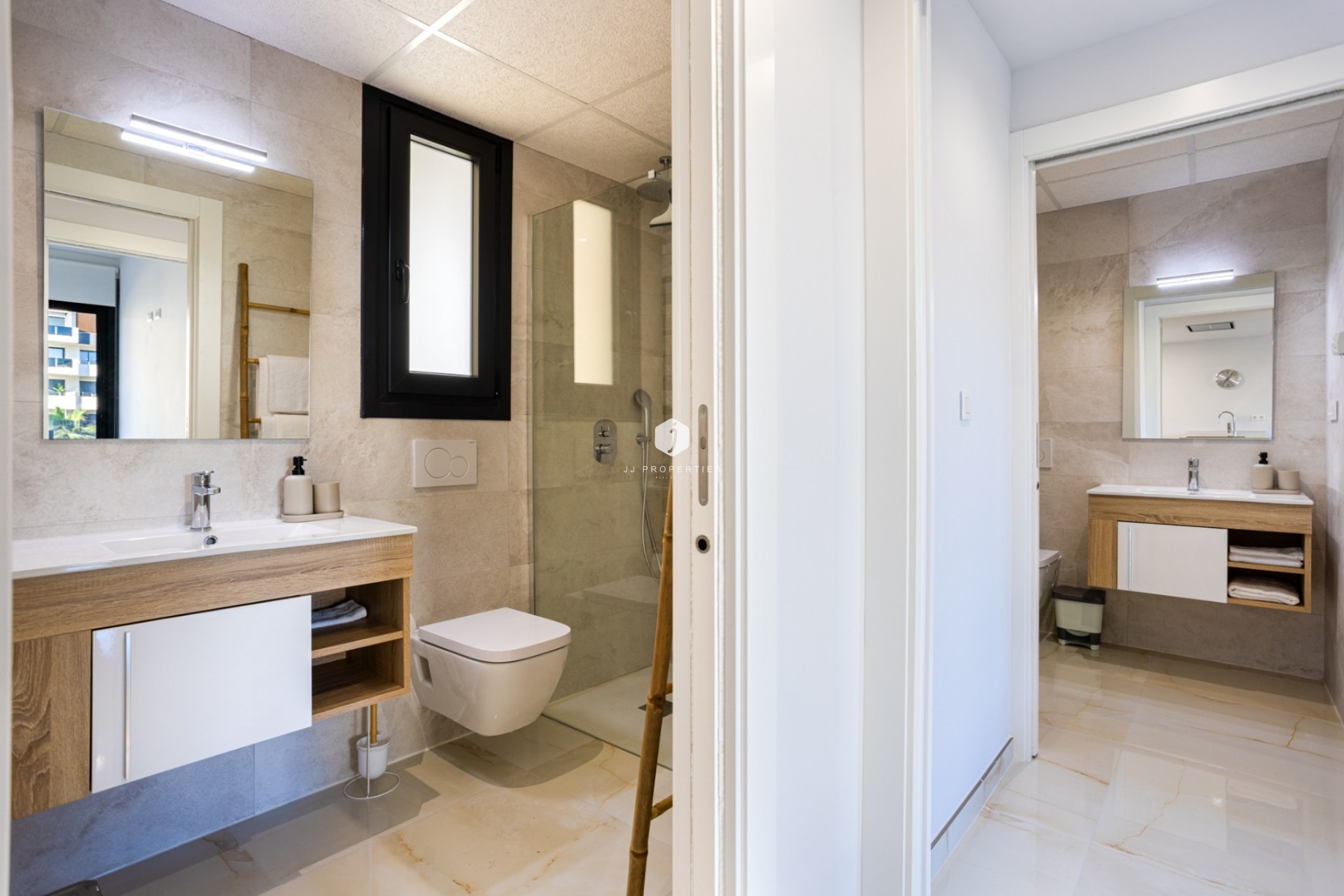 Resale - Apartment / flat -
Orihuela Costa - Costa Blanca