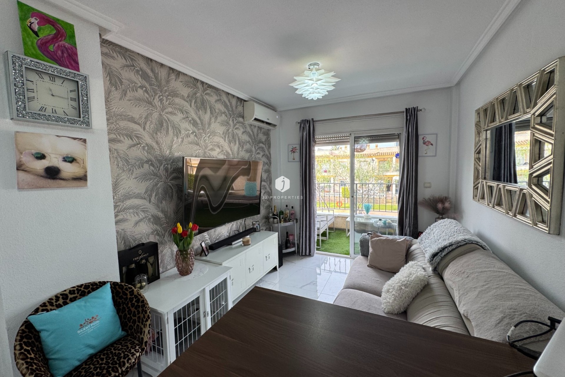 Resale - Apartment / flat -
Orihuela Costa - Costa Blanca