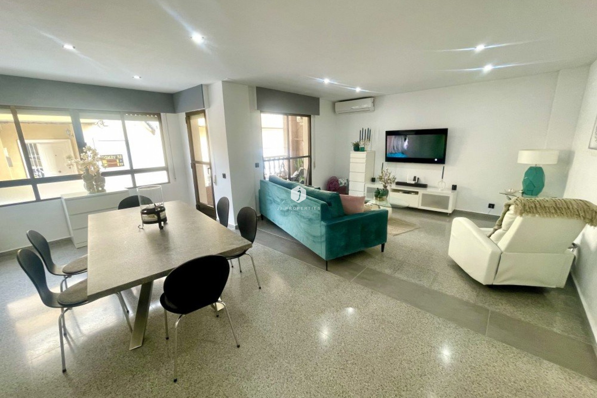 Resale - Apartment / flat -
Orihuela Costa - Costa Blanca