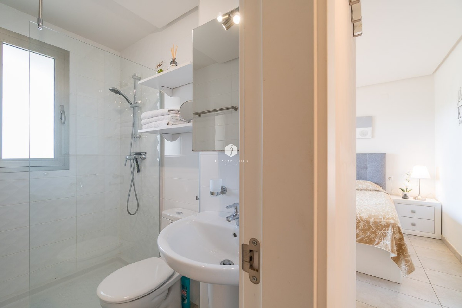 Resale - Apartment / flat -
Orihuela Costa - Costa Blanca