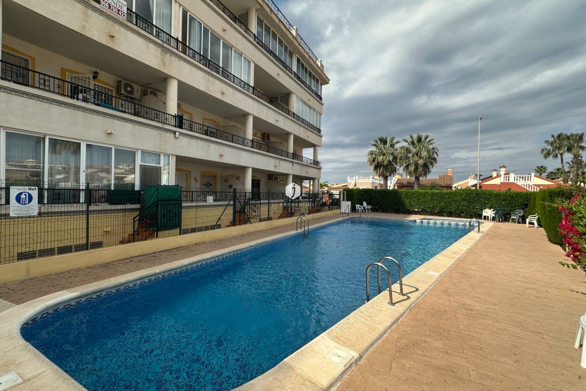 Resale - Apartment / flat -
Orihuela Costa - Costa Blanca