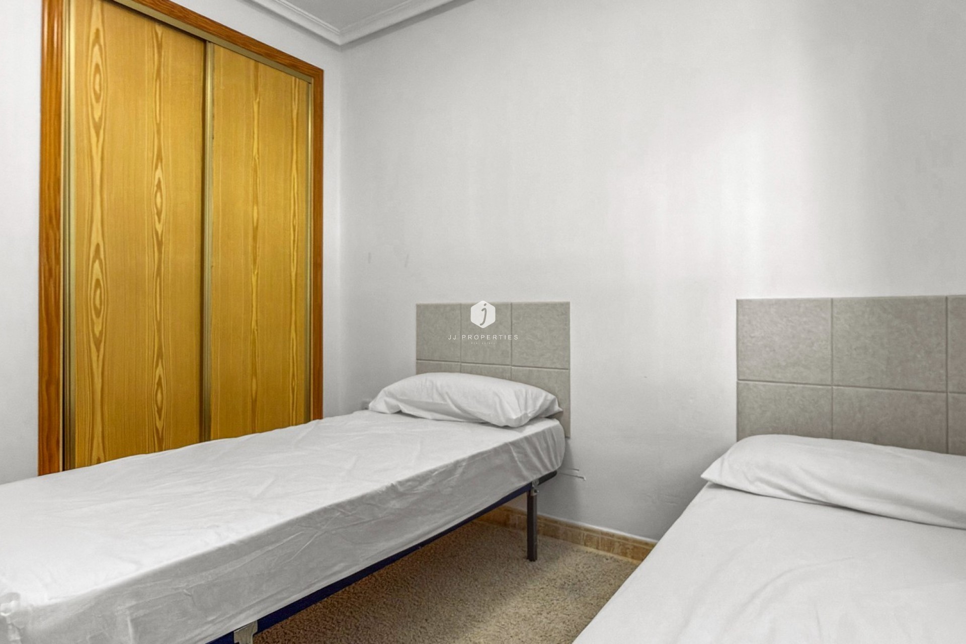Resale - Apartment / flat -
Orihuela Costa - Costa Blanca