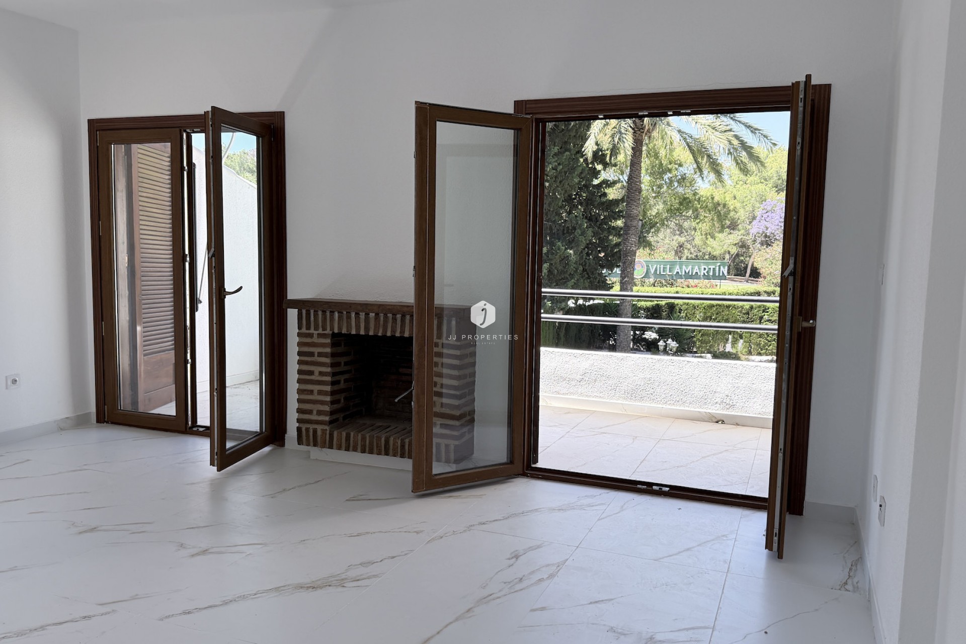 Resale - Apartment / flat -
Orihuela Costa - Costa Blanca