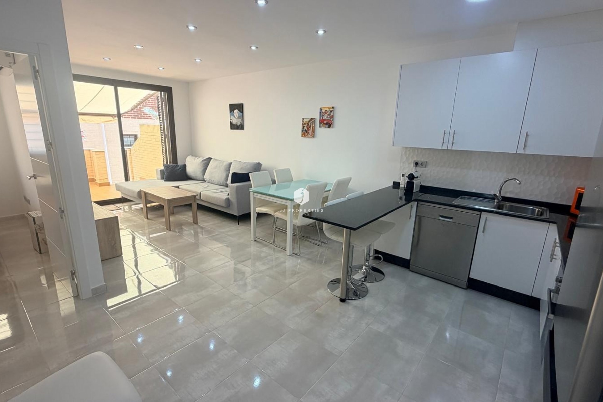 Resale - Apartment / flat -
Orihuela Costa - Costa Blanca