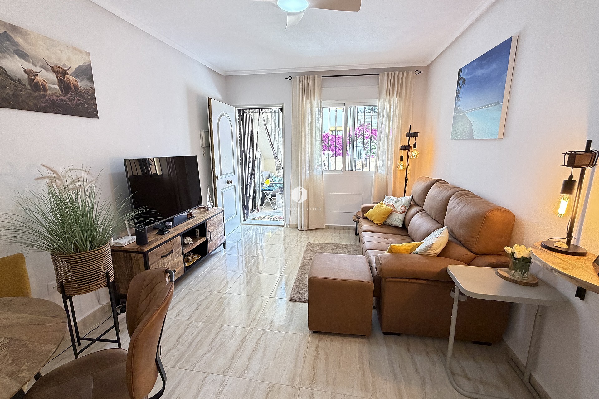 Resale - Apartment / flat -
Orihuela Costa - Costa Blanca
