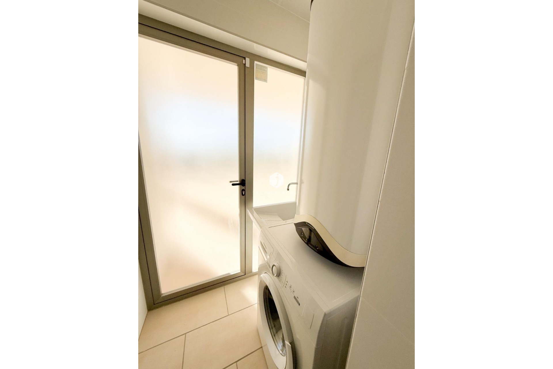 Resale - Apartment / flat -
Orihuela Costa - La Zenia