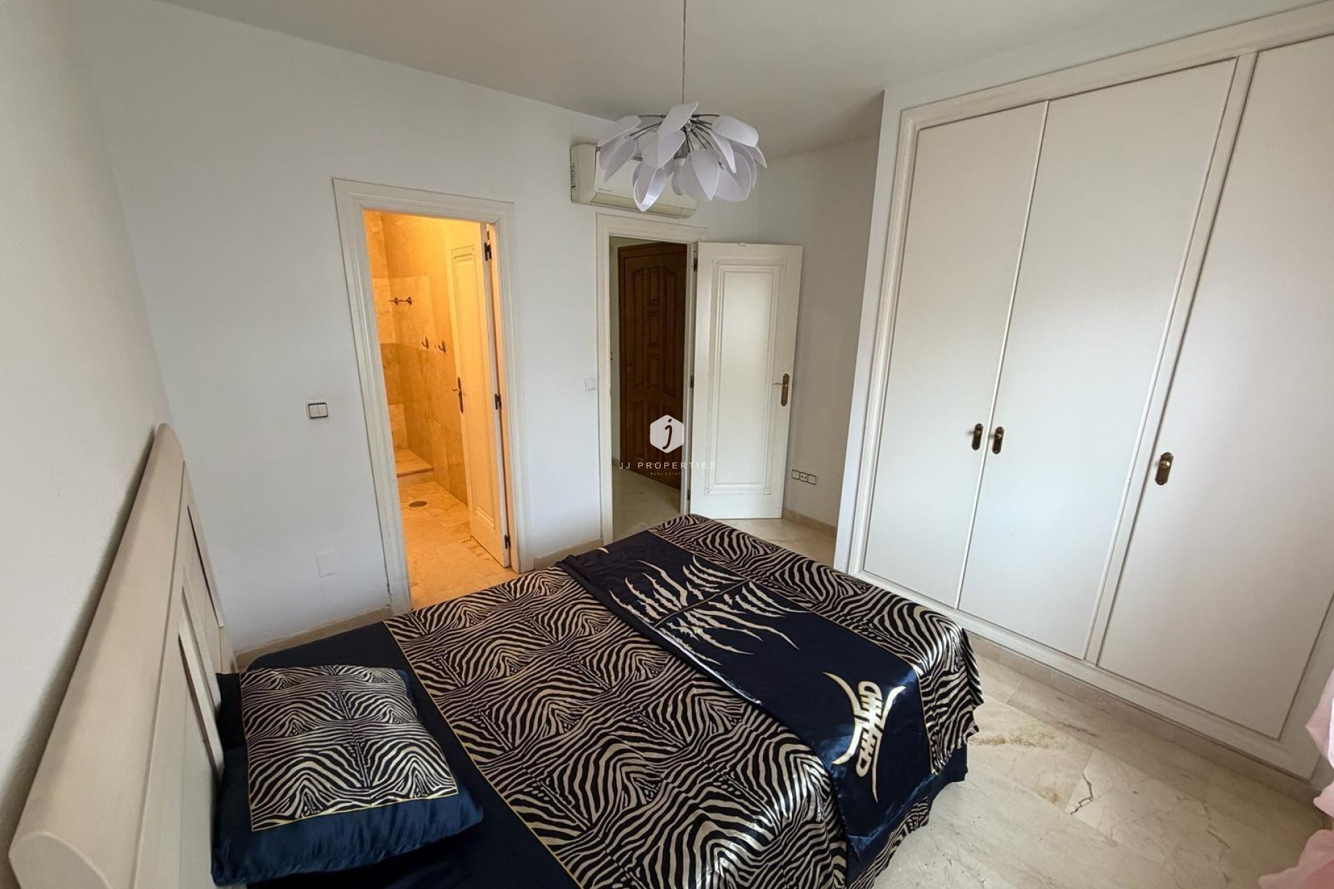 Resale - Apartment / flat -
Orihuela Costa - Las Ramblas