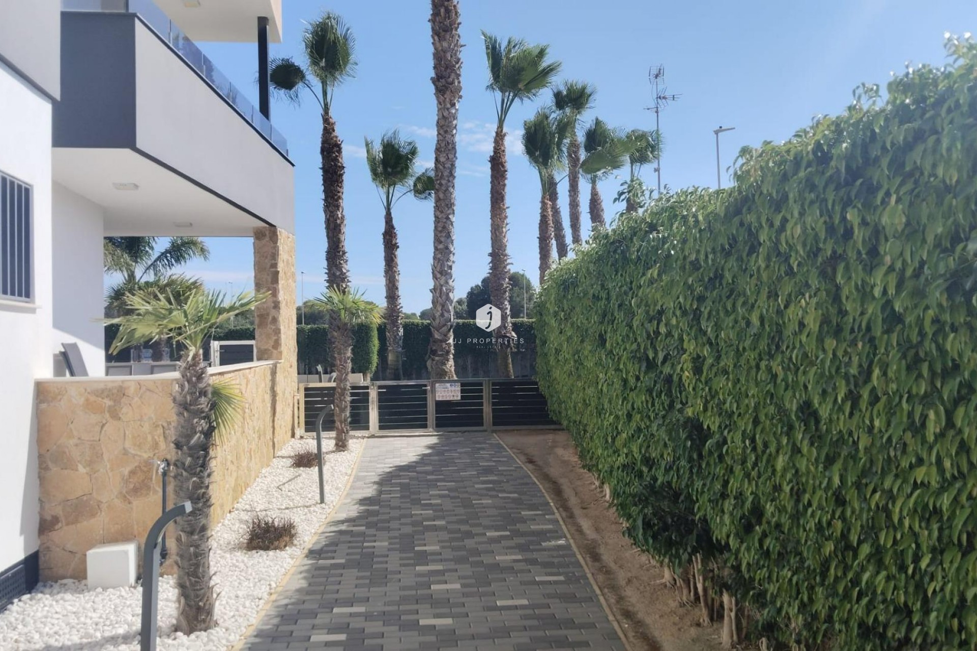 Resale - Apartment / flat -
Orihuela Costa - PAU 8