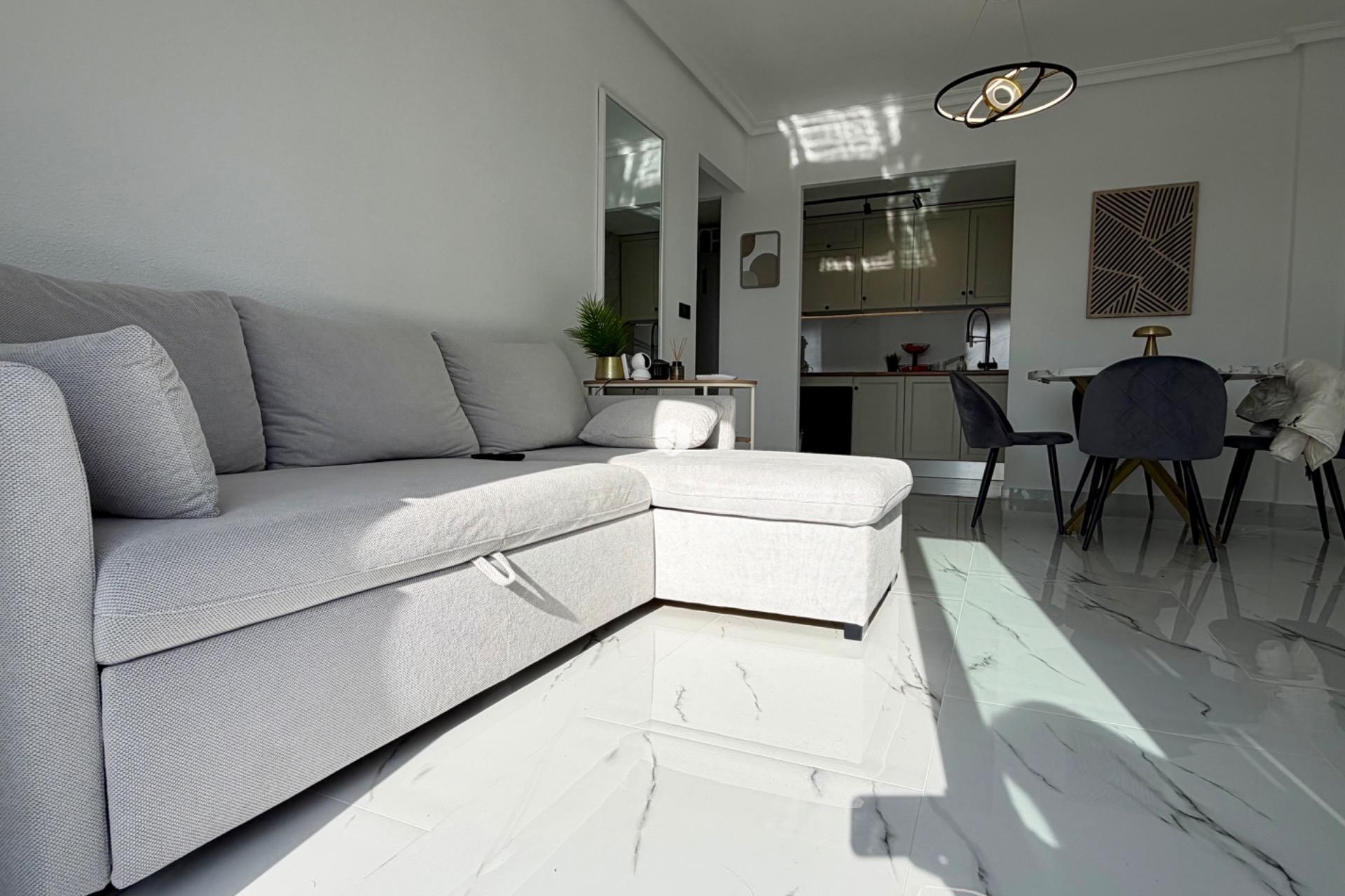 Resale - Apartment / flat -
Orihuela Costa - Playa Flamenca Norte