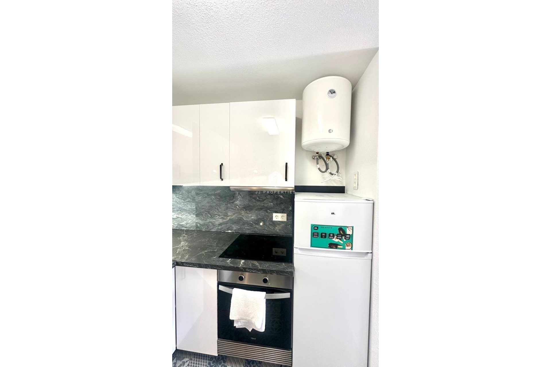 Resale - Apartment / flat -
Orihuela Costa - Playa Flamenca