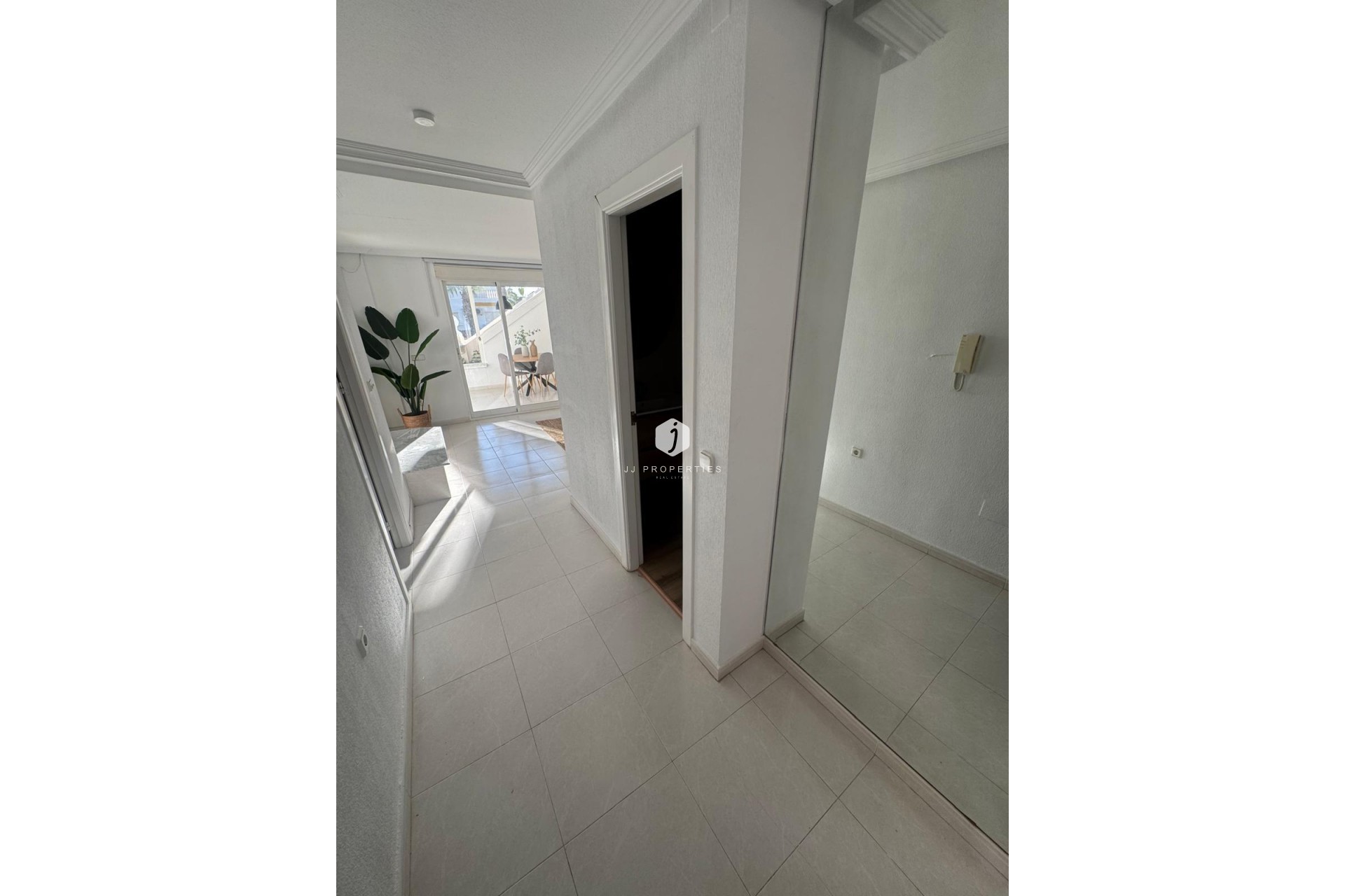 Resale - Apartment / flat -
Orihuela Costa - Playa Flamenca