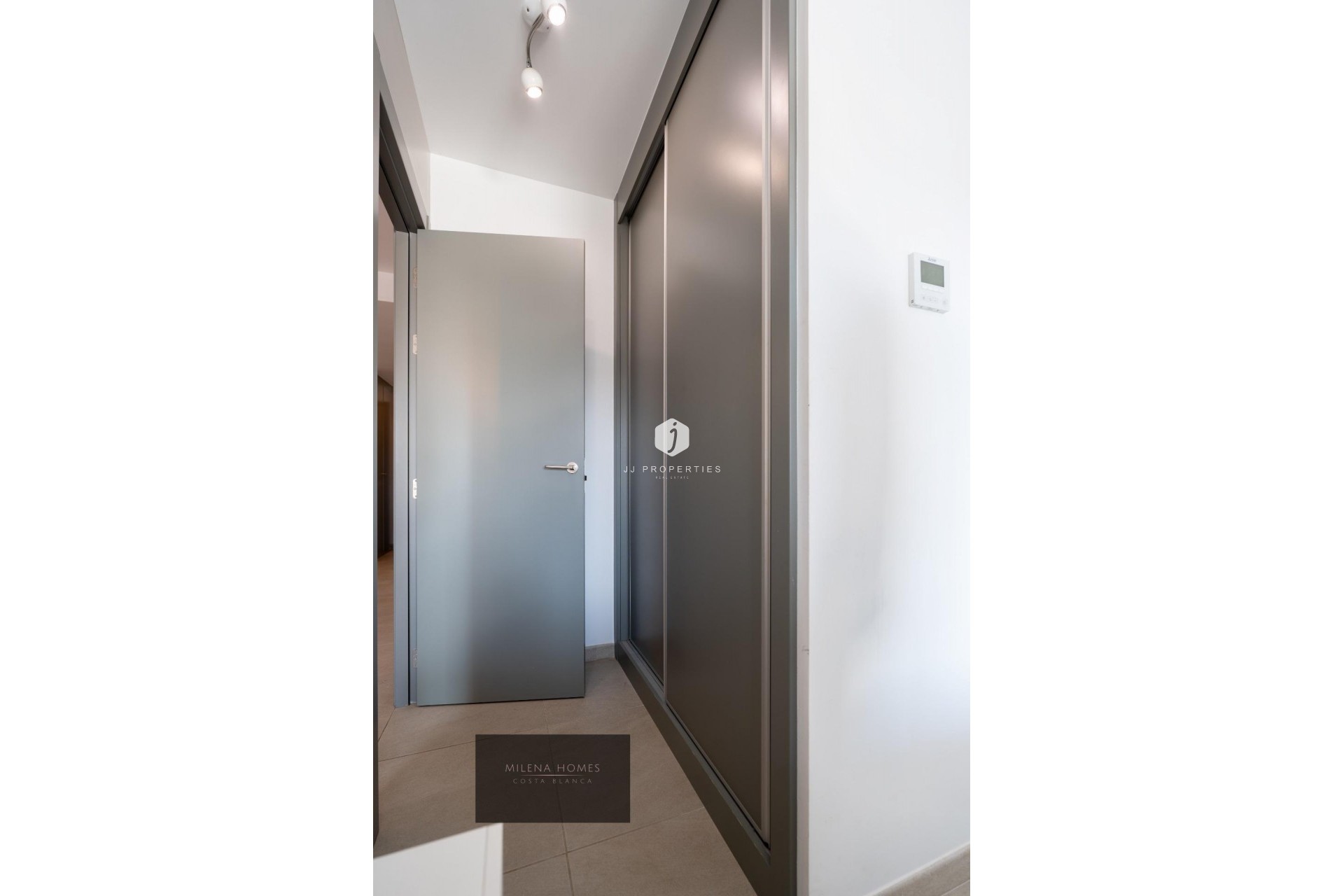 Resale - Apartment / flat -
Orihuela Costa - Playa Flamenca